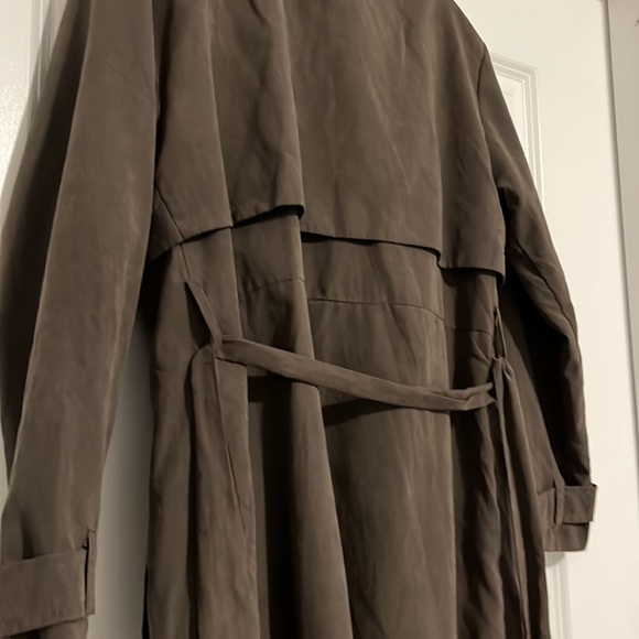 Chic trench coat - Picture 7 of 7